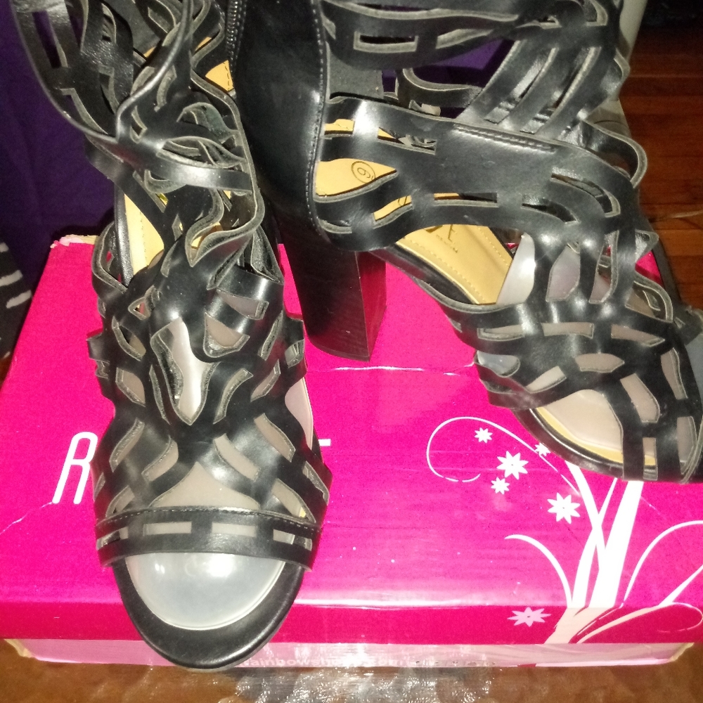 Woman shoes